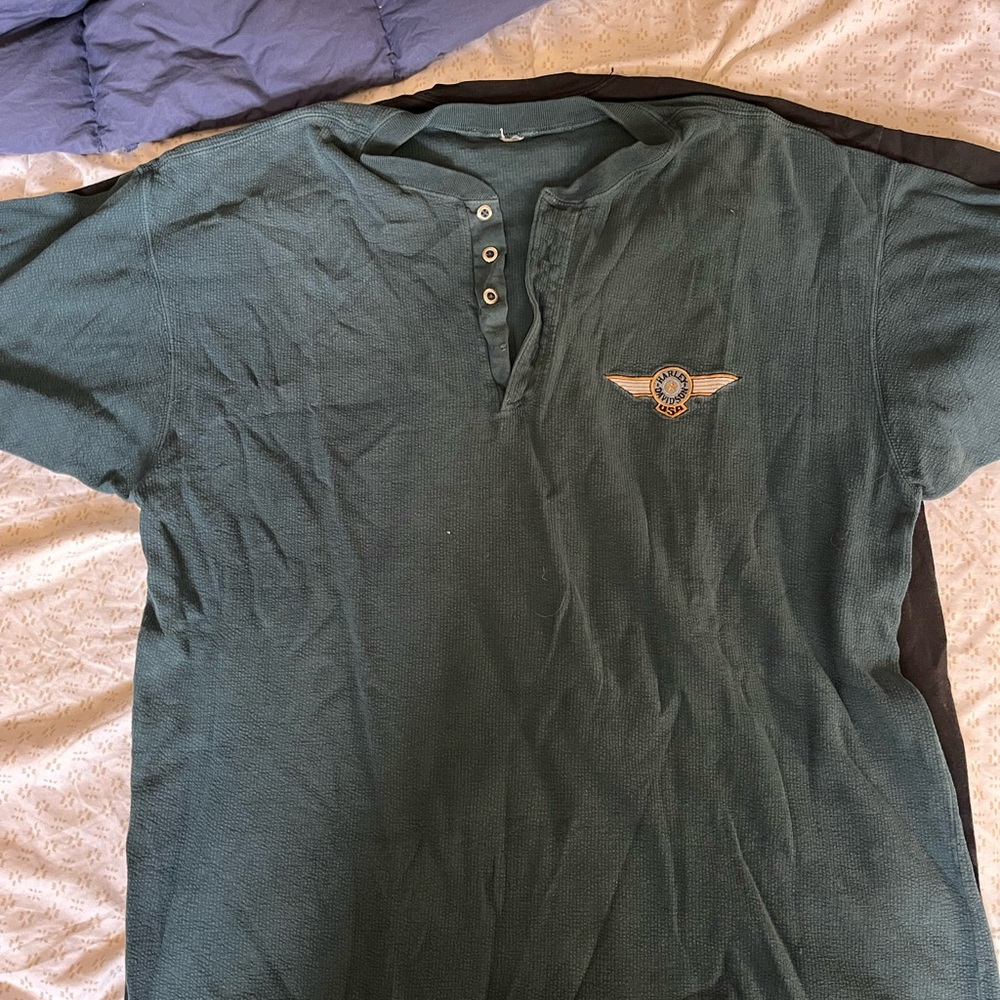 Harley Davidson green henley embroidered great condition